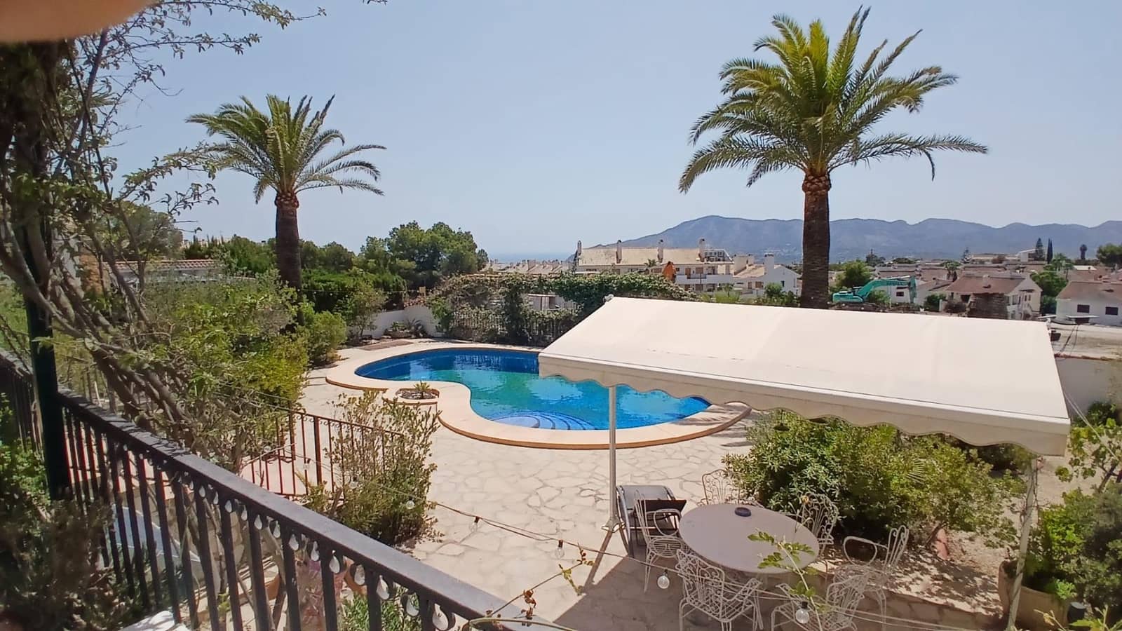 6 soveværelse Villa til salg i Alfaz del Pi / L'Alfas del Pi med swimmingpool - € 850.000 (Ref: 10017568)