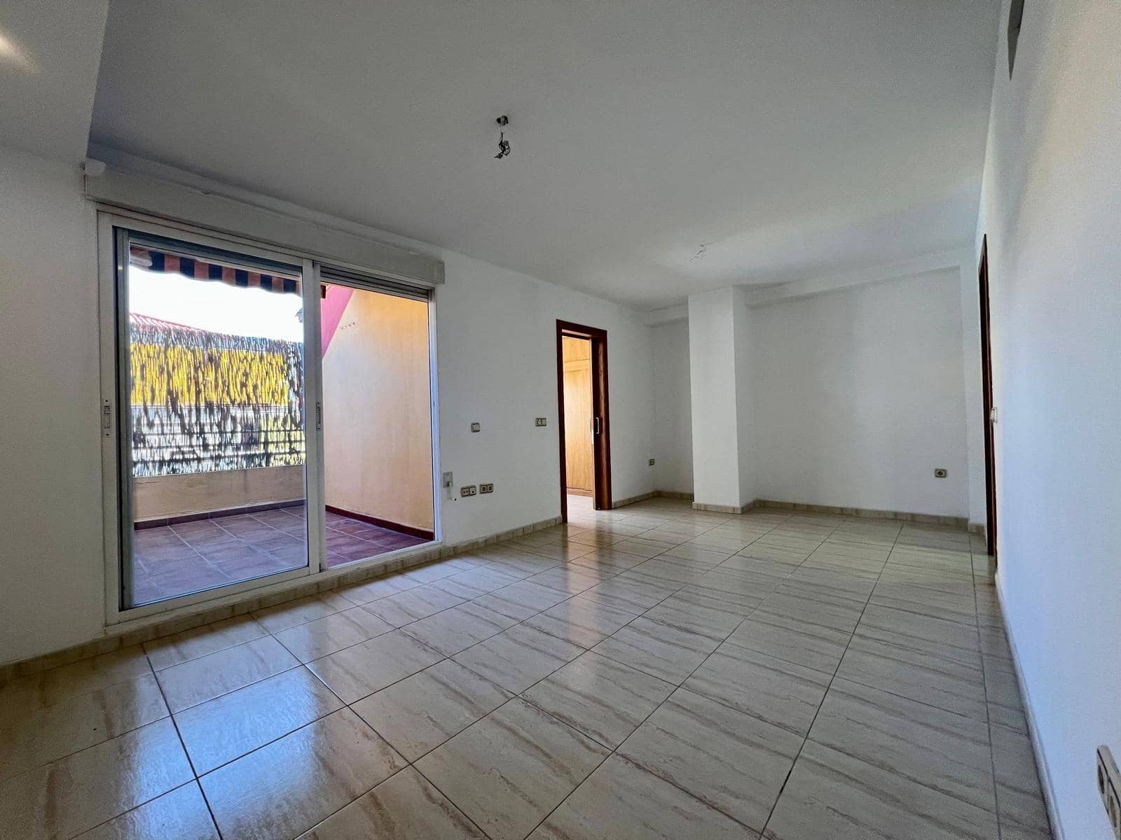 3 makuuhuone Asunto myytävänä paikassa Benidorm - 250 000 € (Ref: 10024209)
