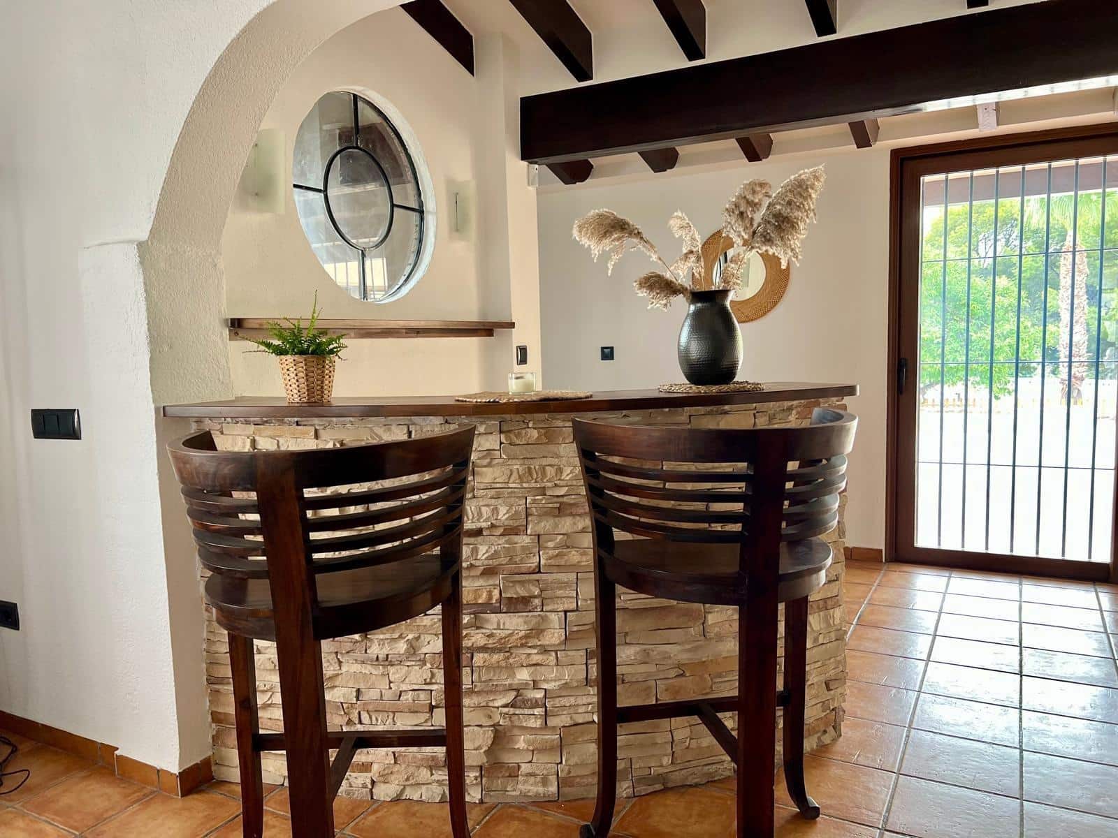 6 camera da letto Villa da affittare in Barranco Hondo con piscina garage - 3.900 € (Rif: 10037492)