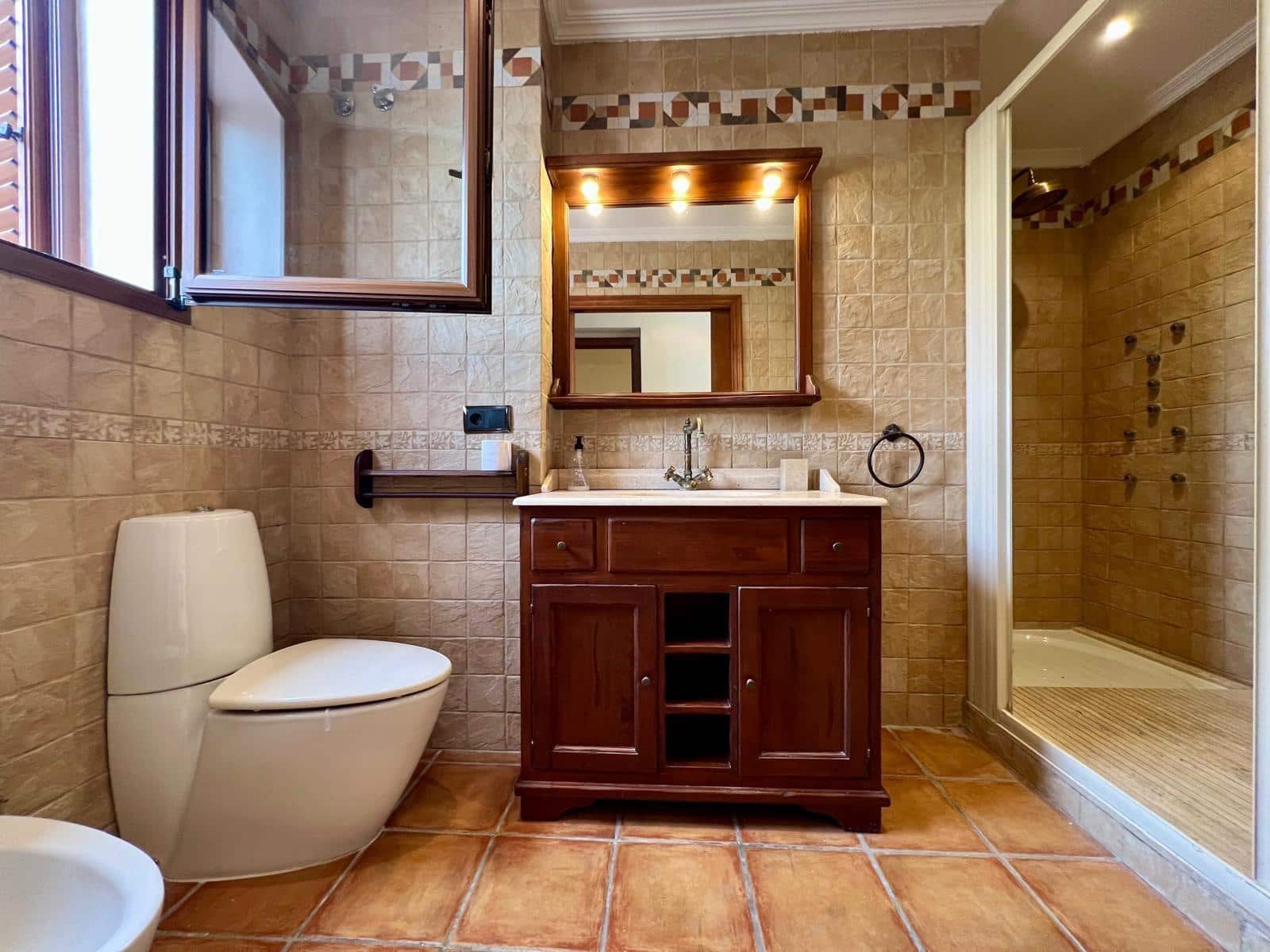 6 camera da letto Villa da affittare in Barranco Hondo con piscina garage - 3.900 € (Rif: 10037492)