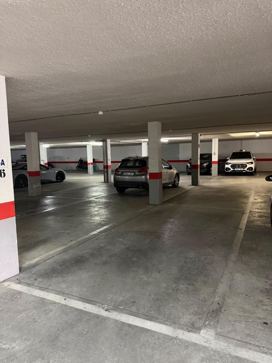2 soveværelse Lejlighed til salg i Benidorm med swimmingpool garage - € 287.000 (Ref: 10055353)