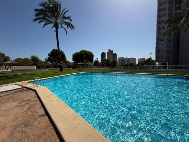 2 soveværelse Lejlighed til salg i Via Parque, Benidorm med swimmingpool garage - € 287.000 (Ref: 10055353)