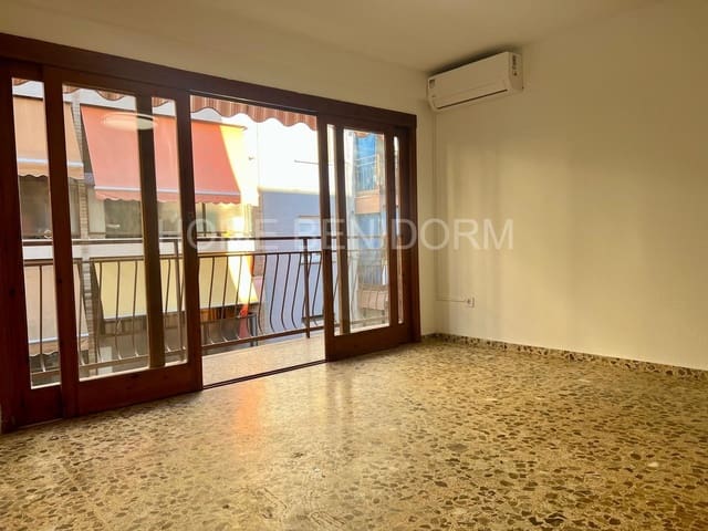 3 slaapkamer Flat te huur in Centro Urbano, Benidorm - € 1.250 (Ref: 10094752)