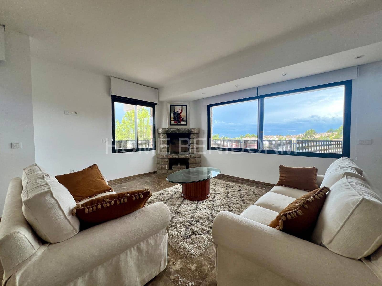 4 soveværelse Villa til salg i La Nucia med swimmingpool garage - € 889.000 (Ref: 10109759)