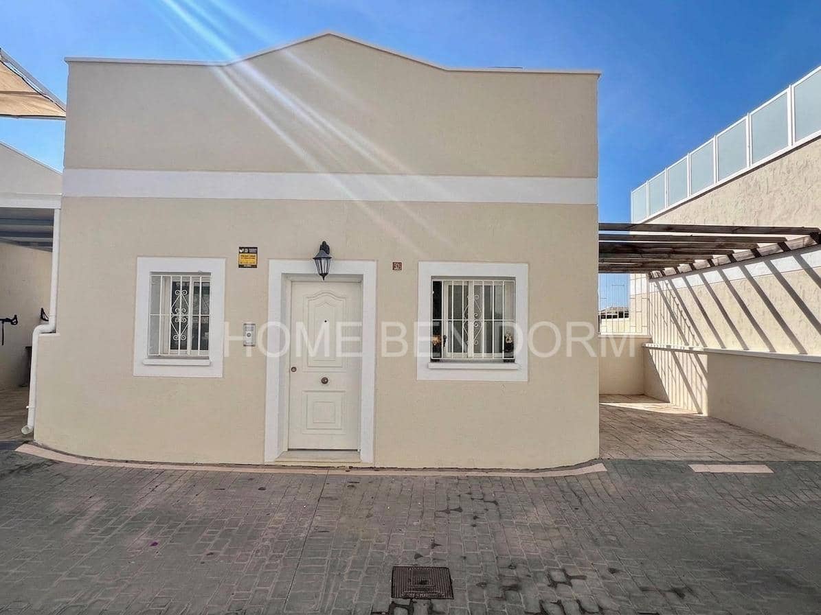 3 sovrum Villa till salu i Finestrat med pool garage - 315 000 € (Ref: 10111037)