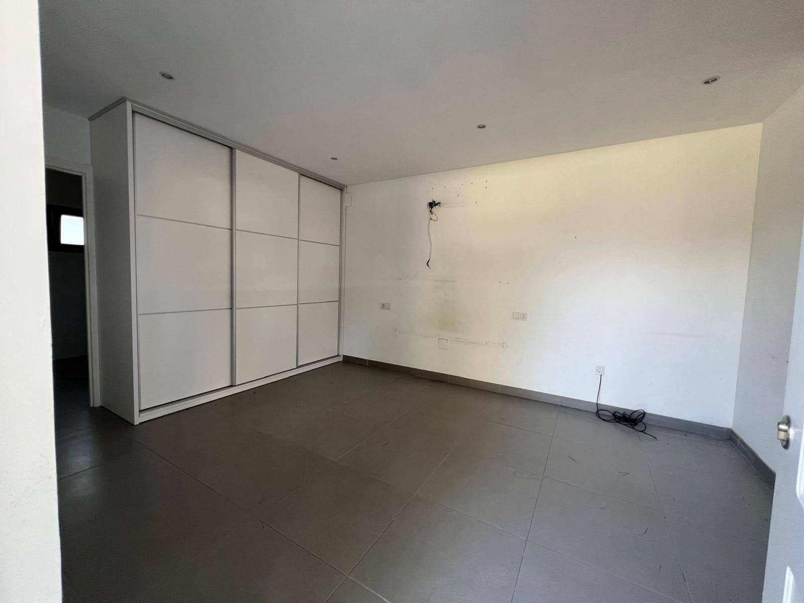 2 sovrum Villa till salu i La Nucia med pool - 950 000 € (Ref: 10116217)