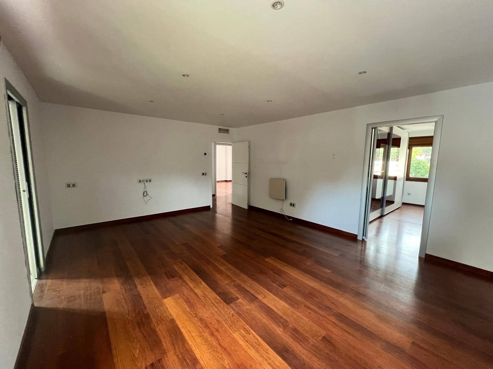 2 sovrum Villa till salu i La Nucia med pool - 950 000 € (Ref: 10116217)