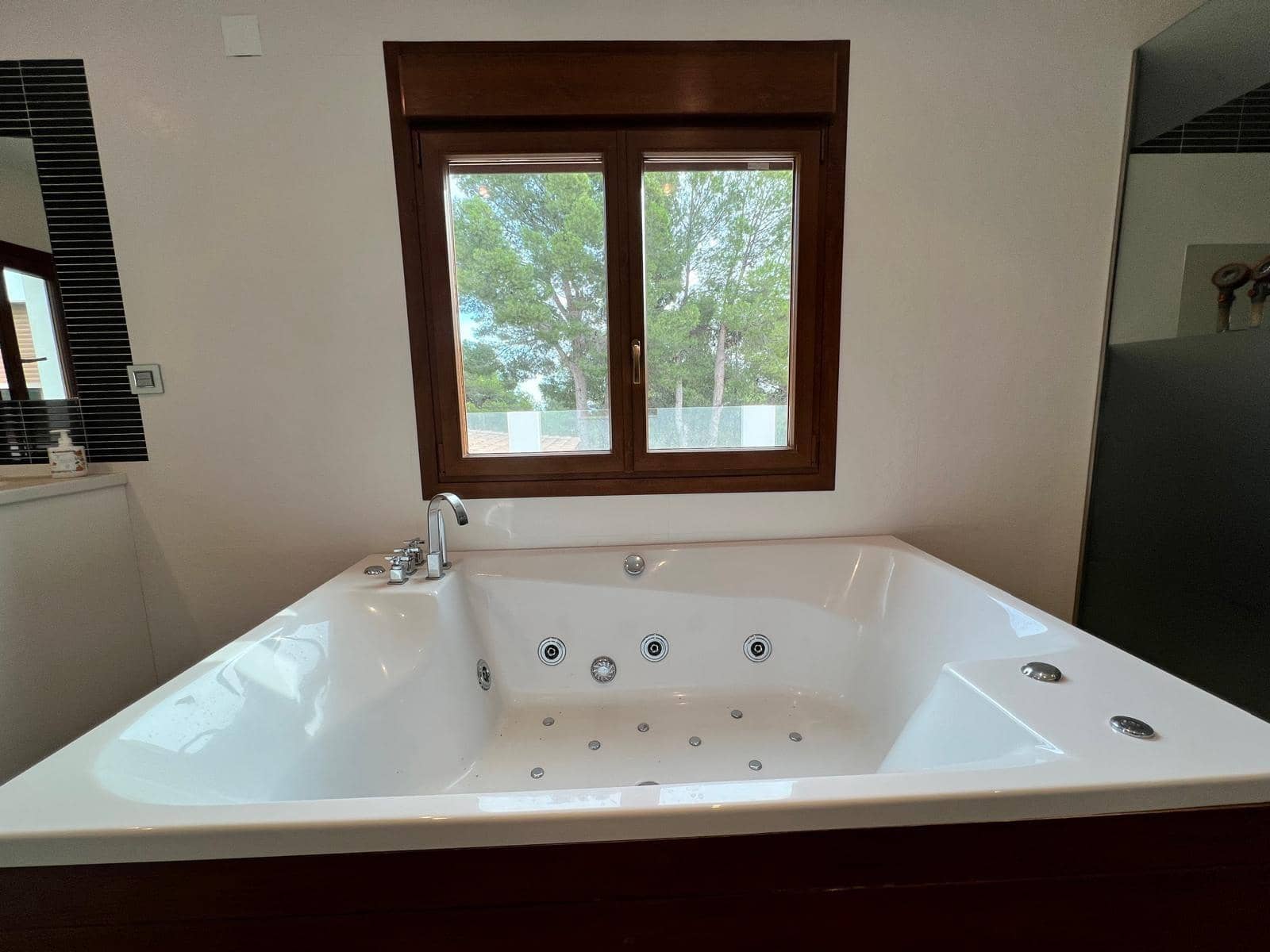 2 sovrum Villa till salu i La Nucia med pool - 950 000 € (Ref: 10116217)