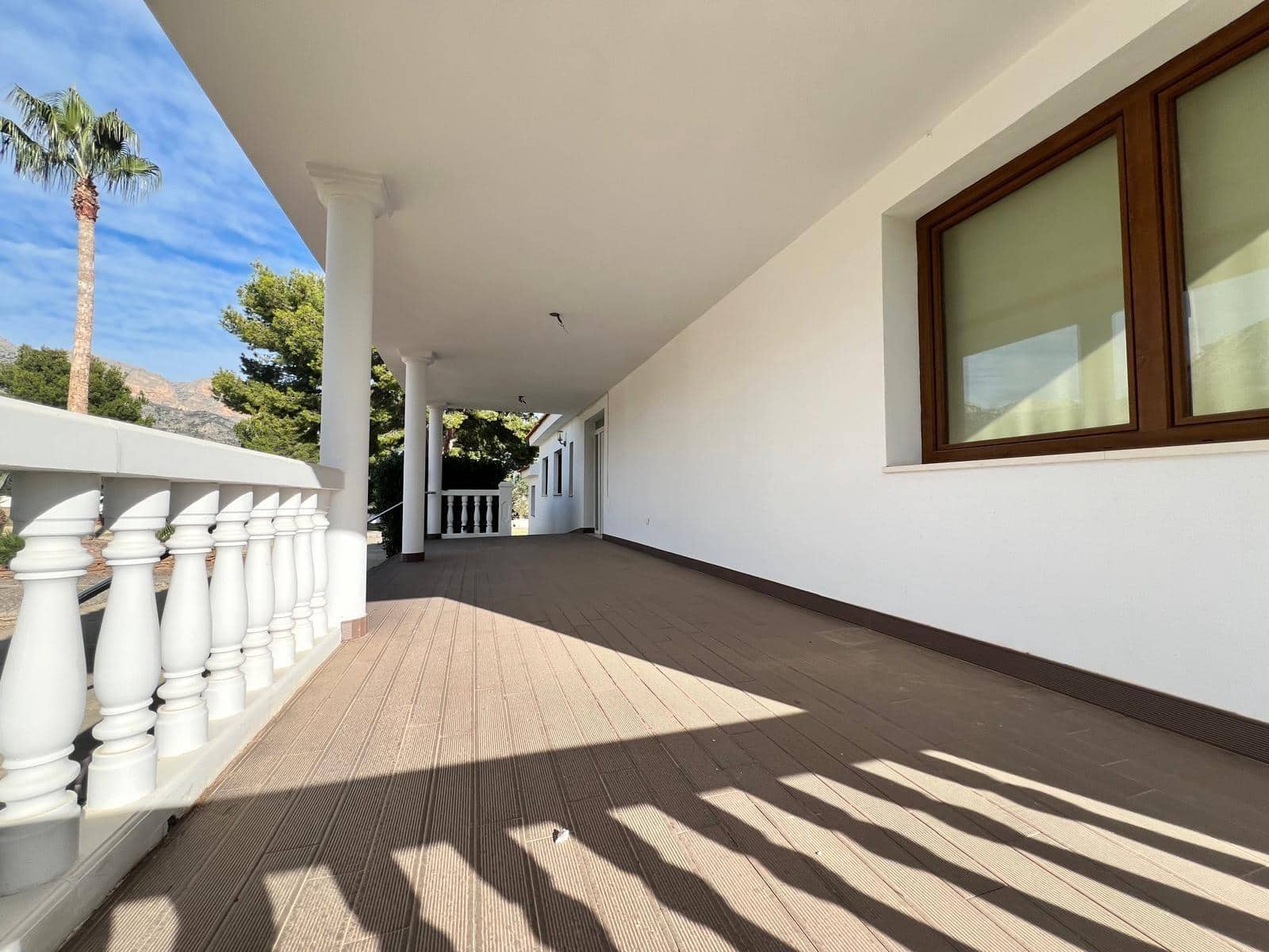 2 sovrum Villa till salu i La Nucia med pool - 950 000 € (Ref: 10116217)