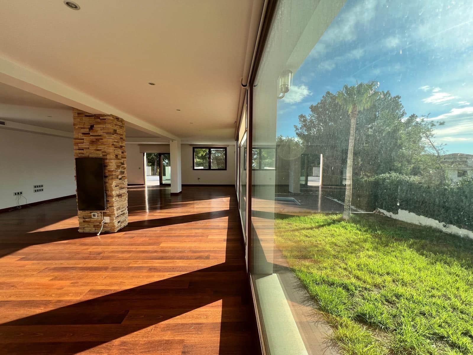 2 sovrum Villa till salu i La Nucia med pool - 950 000 € (Ref: 10116217)