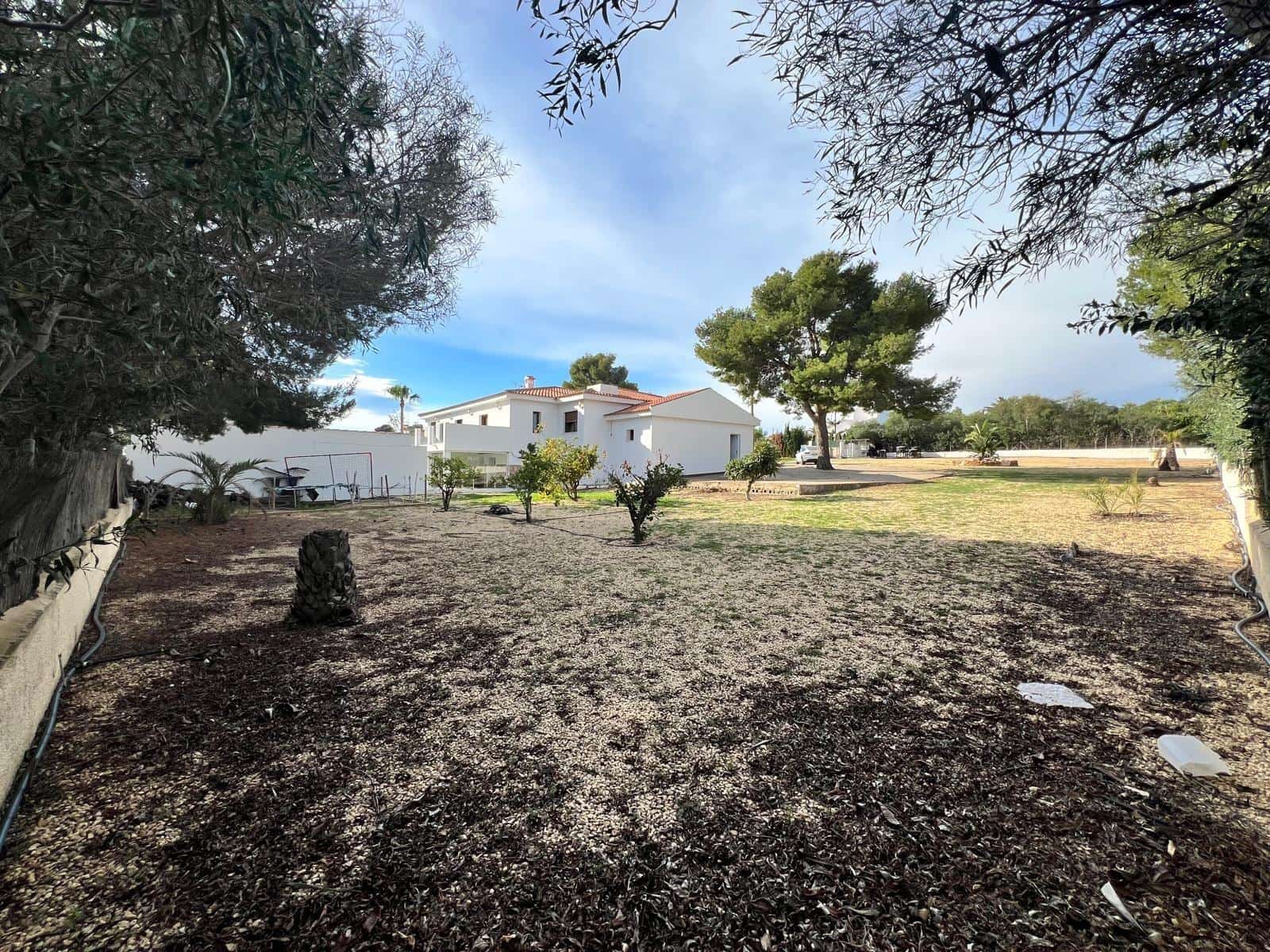 2 sovrum Villa till salu i La Nucia med pool - 950 000 € (Ref: 10116217)