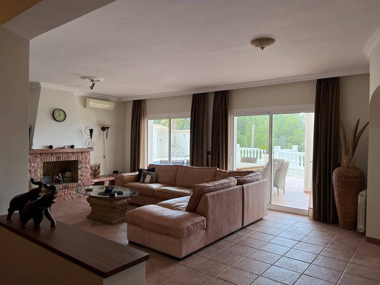 4 bedroom Villa for sale in Altea with pool garage - € 1,295,000 (Ref: 10116220)