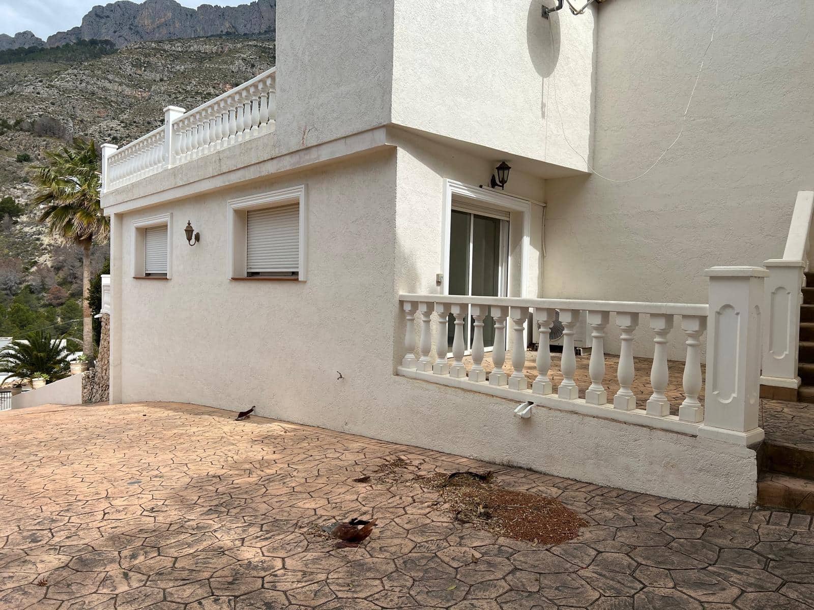 4 bedroom Villa for sale in Altea with pool garage - € 1,295,000 (Ref: 10116220)