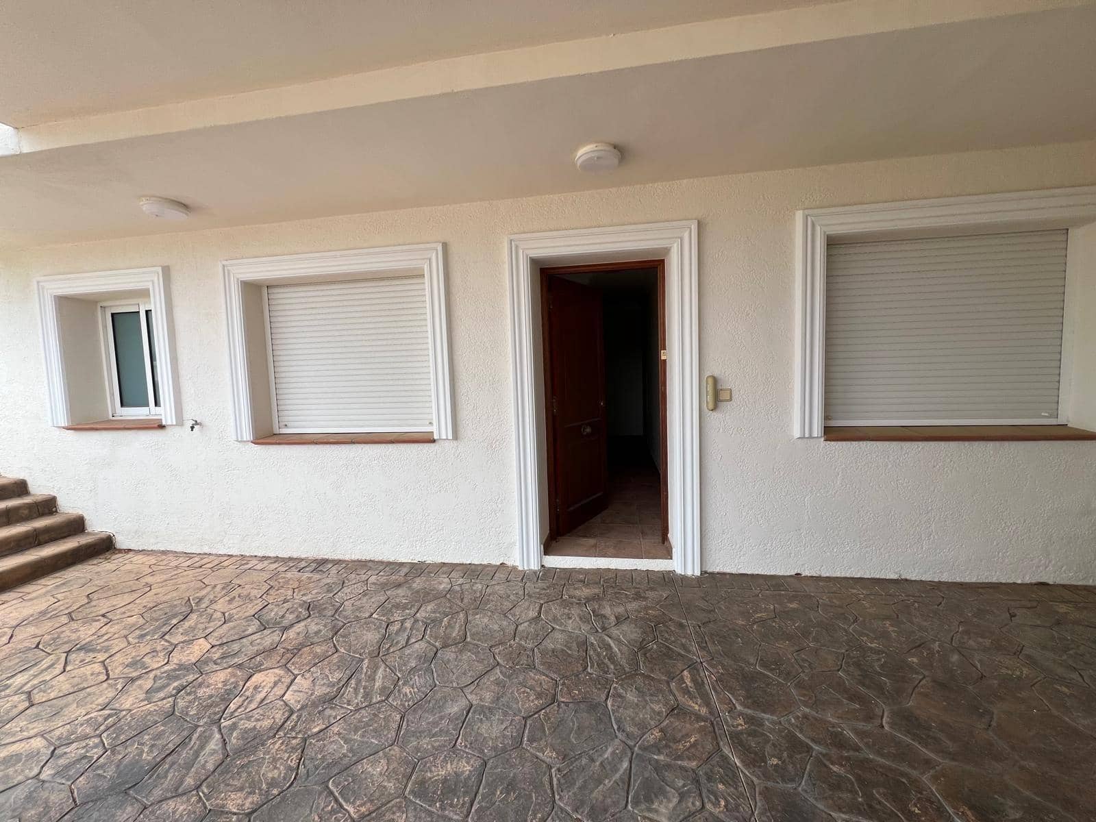 4 bedroom Villa for sale in Altea with pool garage - € 1,295,000 (Ref: 10116220)