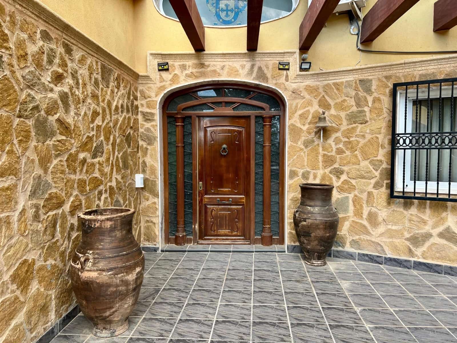 5 sovrum Villa till salu i Sax med pool garage - 450 000 € (Ref: 10116224)
