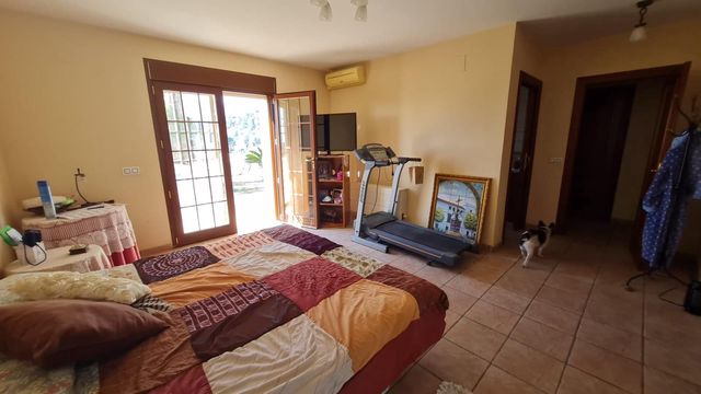 4 chambre Villa/Maison à vendre à Callosa d'En Sarrià avec piscine - 700 000 € (Ref: 10116225)