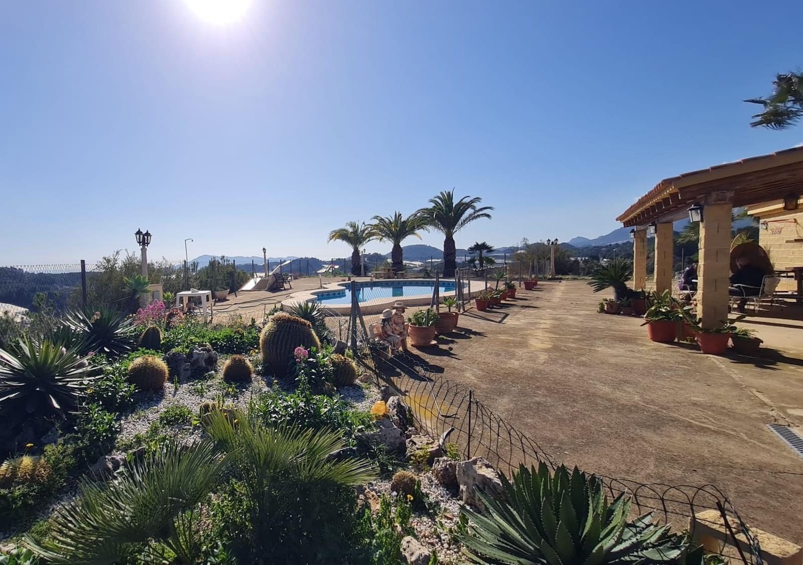 4 chambre Villa/Maison à vendre à Callosa d'En Sarria avec piscine - 700 000 € (Ref: 10116225)