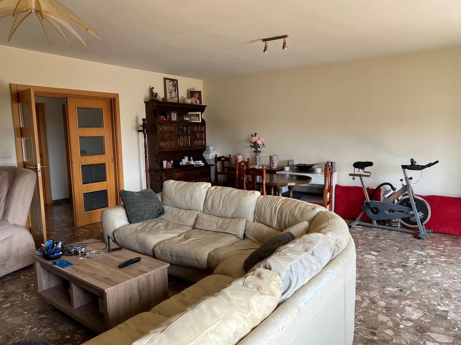 2 sovrum Villa till salu i Montebello med garage - 380 000 € (Ref: 10116226)