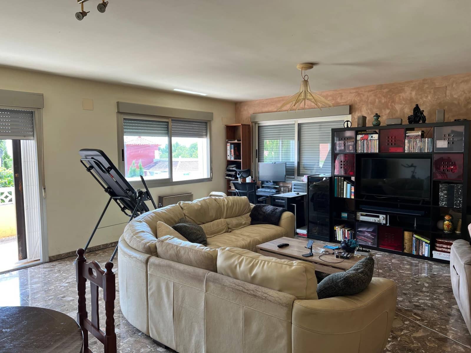 2 sovrum Villa till salu i Montebello med garage - 380 000 € (Ref: 10116226)