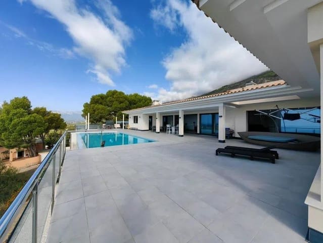 5 sypialnia Willa na sprzedaż w Altea z basenem garażem - 3 500 000 € (Ref: 10116227)