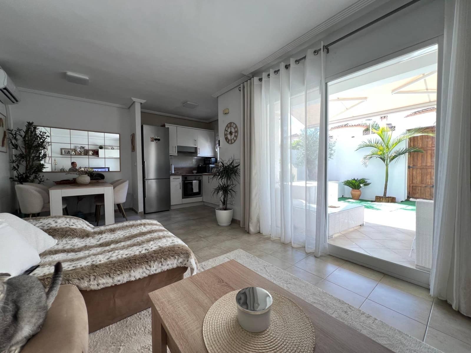2 sovrum Radhus till salu i El Campello med pool garage - 690 000 € (Ref: 10116232)
