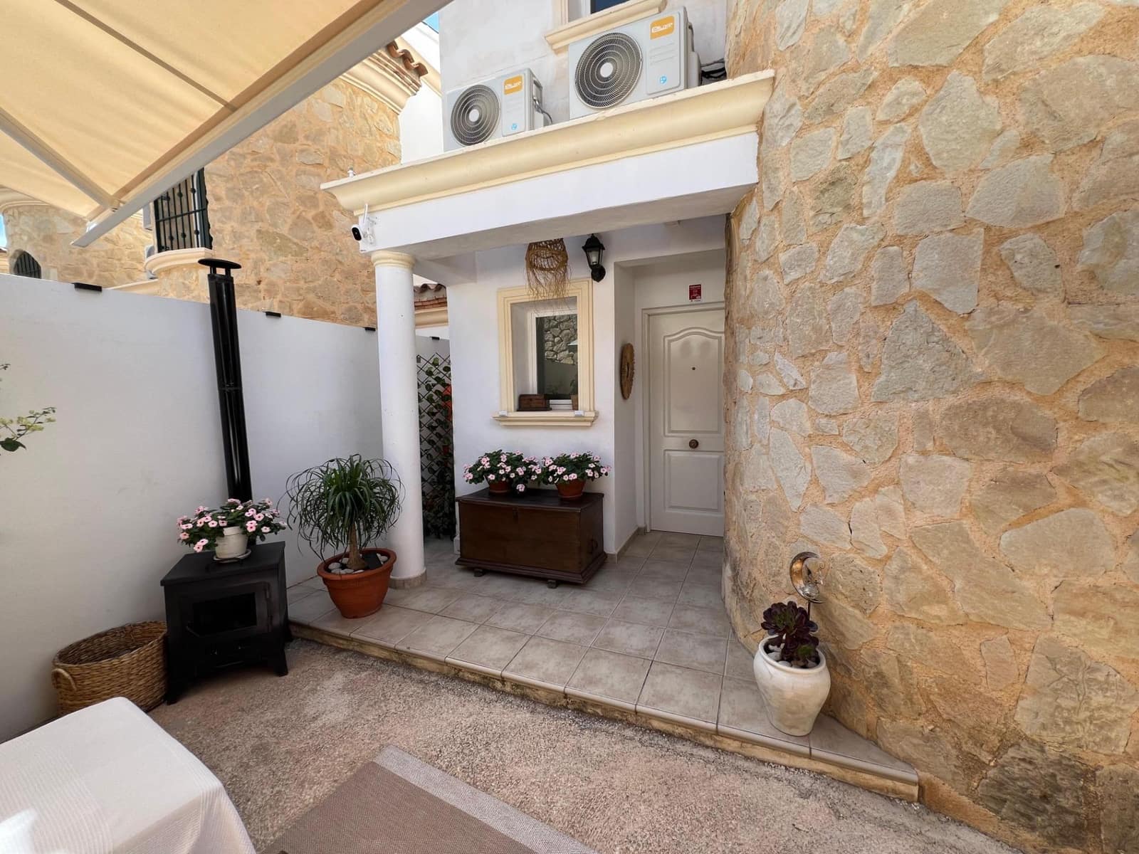 2 sovrum Radhus till salu i El Campello med pool garage - 690 000 € (Ref: 10116232)