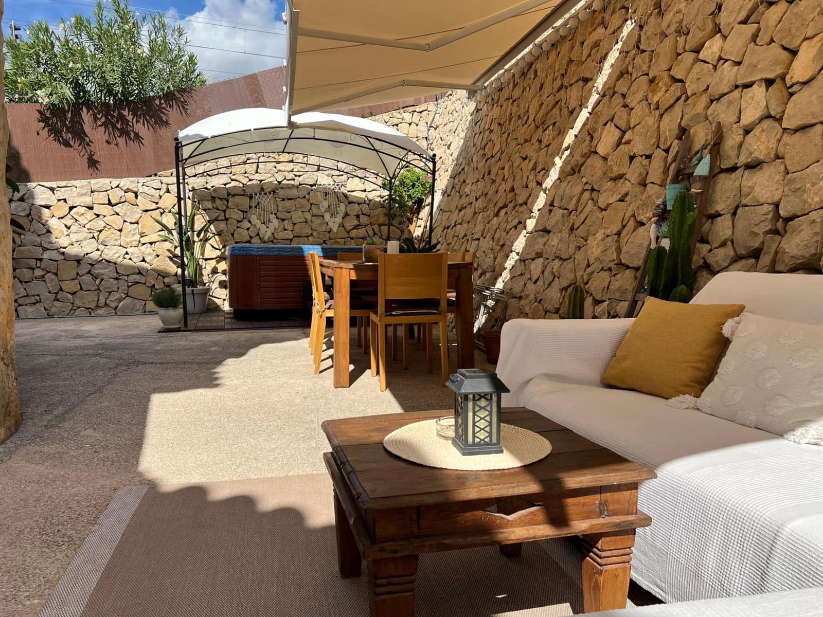 2 sovrum Radhus till salu i El Campello med pool garage - 690 000 € (Ref: 10116232)