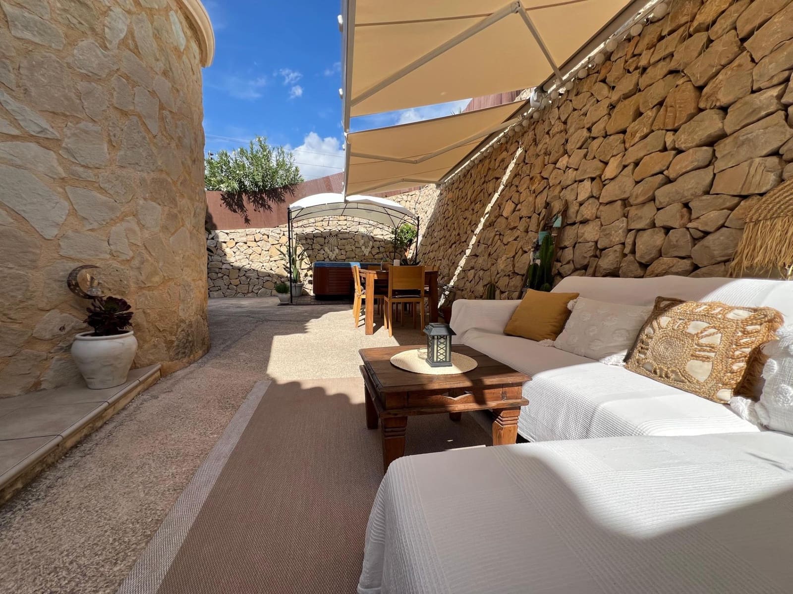 2 sovrum Radhus till salu i El Campello med pool garage - 690 000 € (Ref: 10116232)