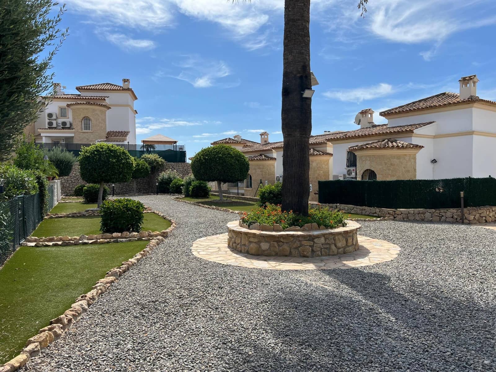 2 sovrum Radhus till salu i El Campello med pool garage - 690 000 € (Ref: 10116232)