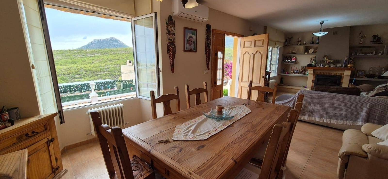 3 sovrum Villa till salu i La Nucia med garage - 355 000 € (Ref: 10116233)