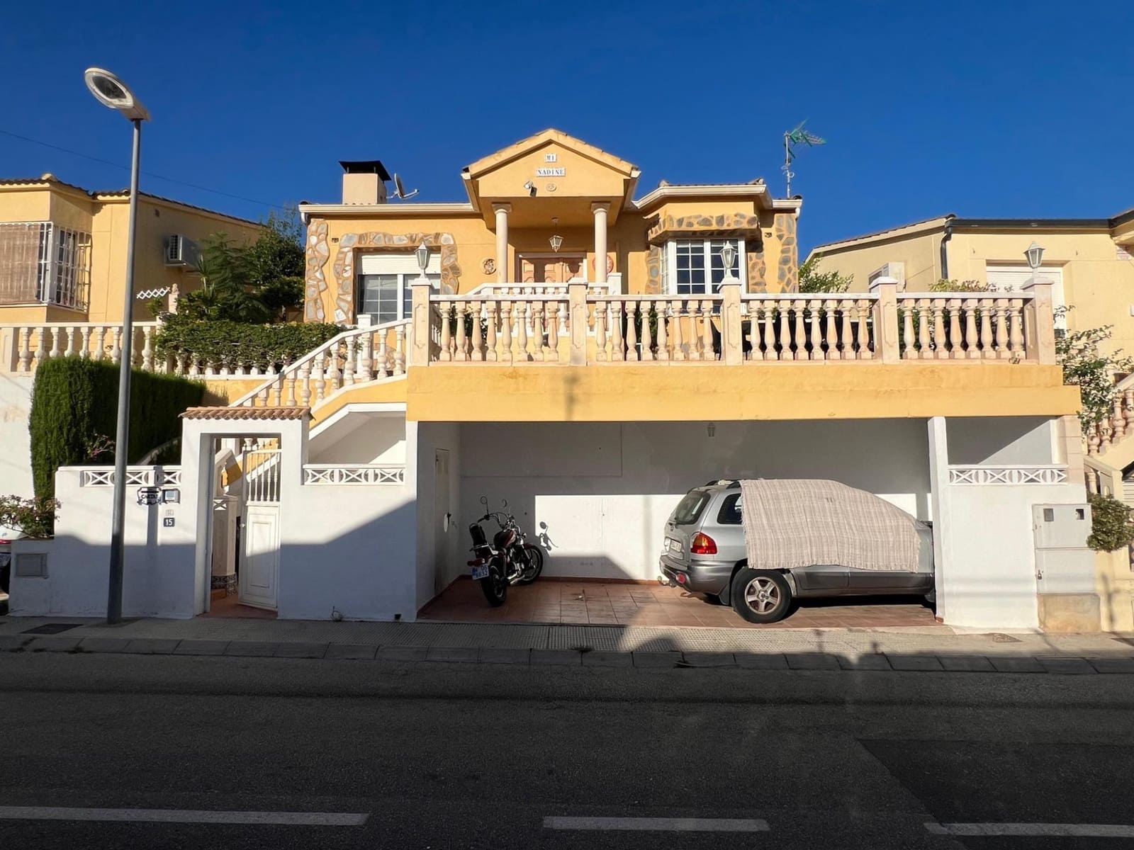 3 sovrum Villa till salu i La Nucia med garage - 355 000 € (Ref: 10116233)