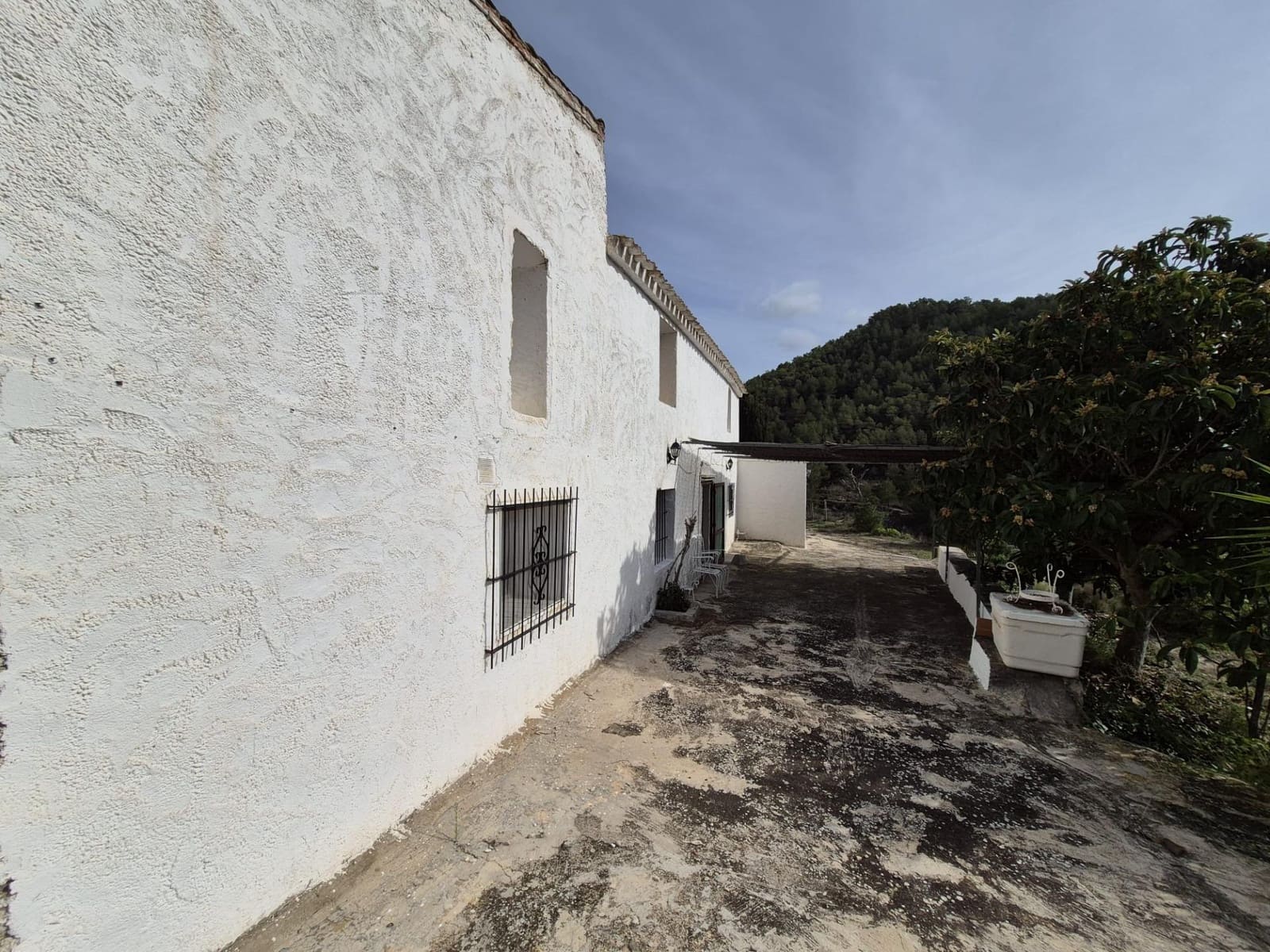 4 bedroom Finca/Country House for sale in Relleu with garage - € 265,000 (Ref: 10116234)