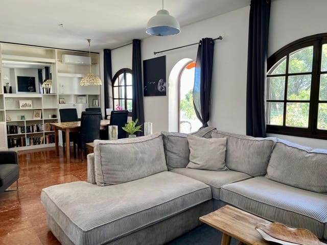 3 sovrum Villa till salu i Barranco Hondo, La Nucia med garage - 355 000 € (Ref: 10116245)