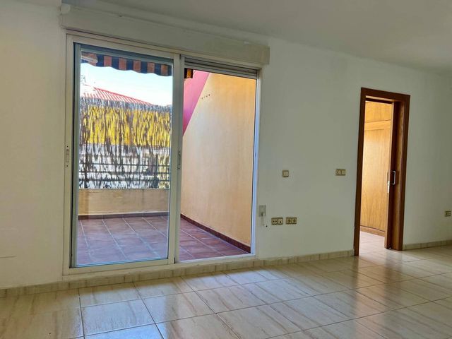 3 sypialnia Mieszkanie na sprzedaż w Poniente, Benidorm - 240 000 € (Ref: 10116259)