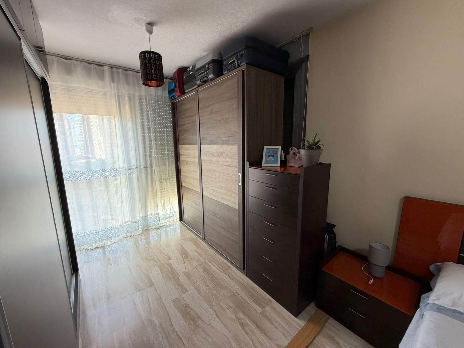 2 makuuhuone Asunto myytävänä paikassa Benidorm mukana uima-altaan 
autotalli - 287 000 € (Ref: 10116263)