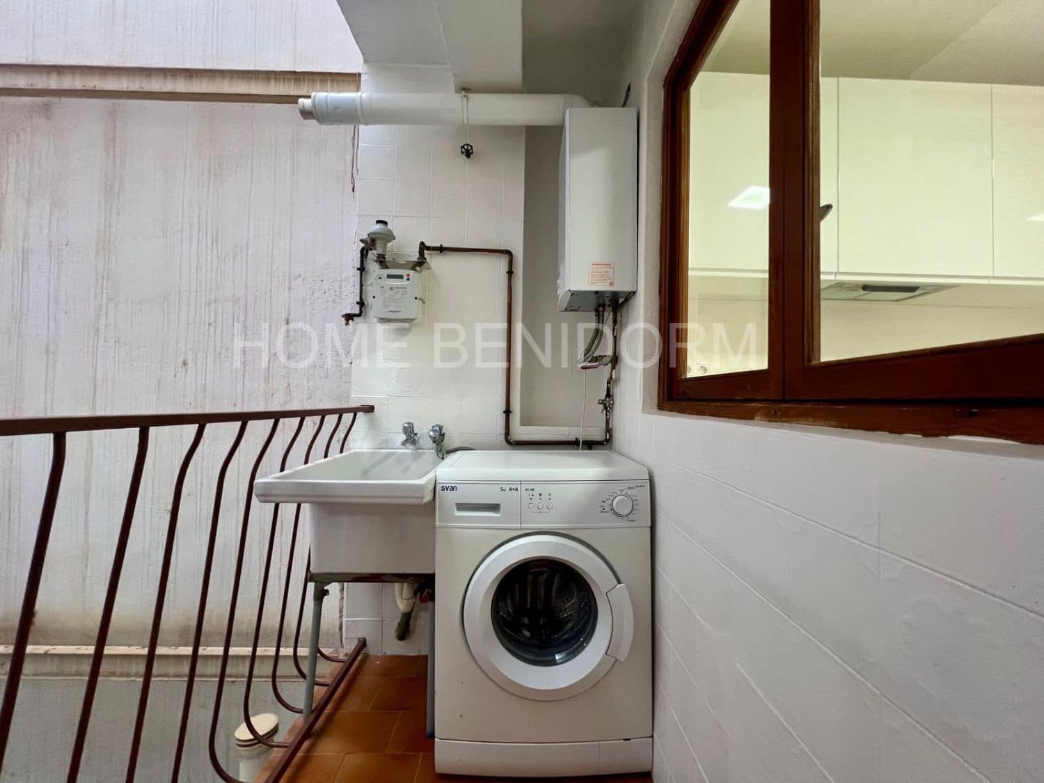 3 quarto Apartamento para arrendar em Benidorm - 1 250 € (Ref: 10116264)