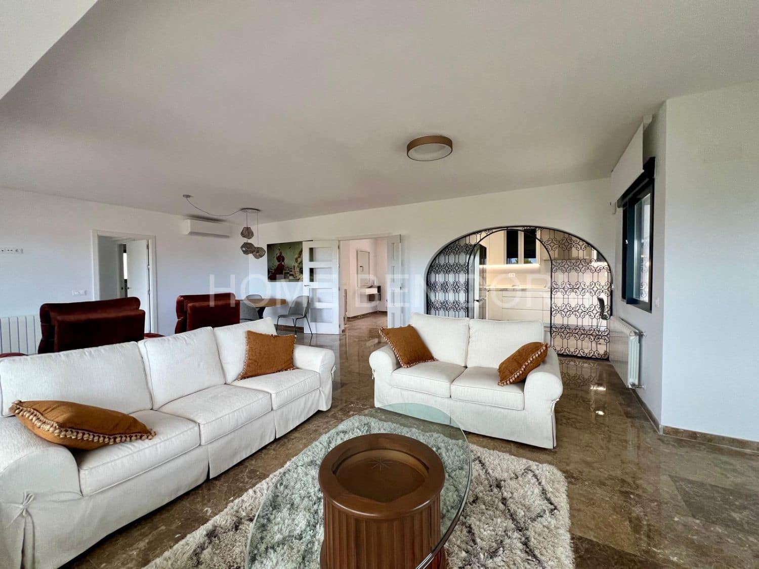 4 bedroom Villa for sale in Montebello with pool garage - € 889,000 (Ref: 10118913)