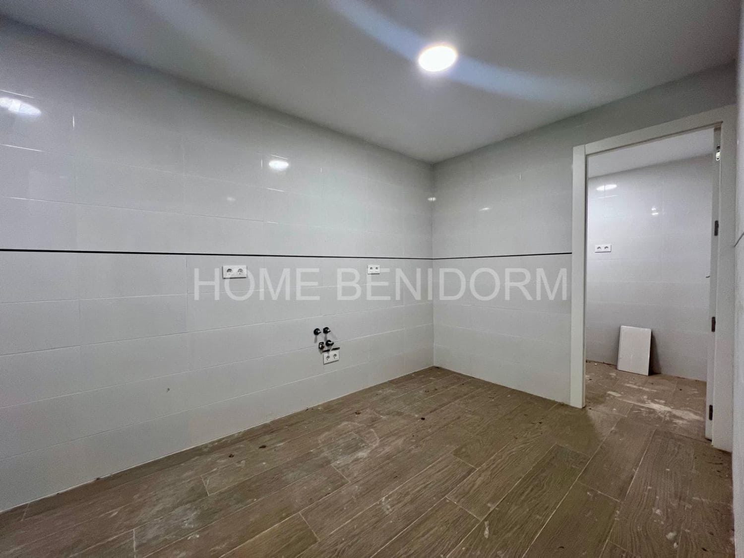 4 bedroom Villa for sale in Montebello with pool garage - € 889,000 (Ref: 10118913)