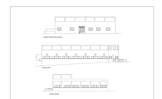 3 slaapkamer Commercieel te koop in La Villajoyosa / Vila Joiosa - € 550.000 (Ref: 10135778)