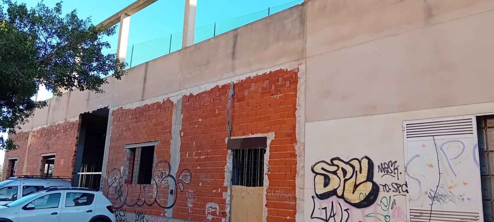 3 slaapkamer Commercieel te koop in La Villajoyosa / Vila Joiosa - € 550.000 (Ref: 10135778)