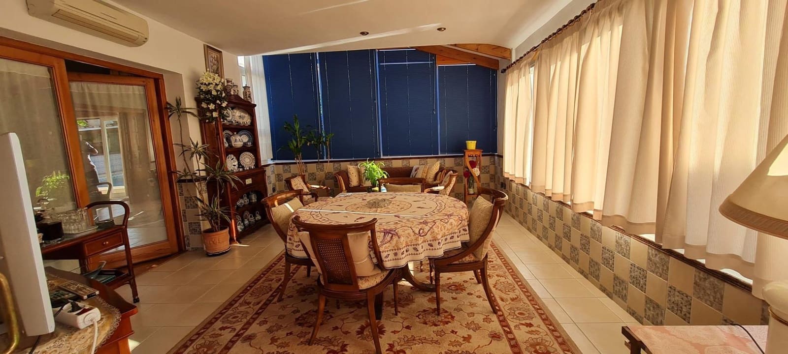 6 bedroom Villa for sale in Benidorm with pool garage - € 745,000 (Ref: 10135781)