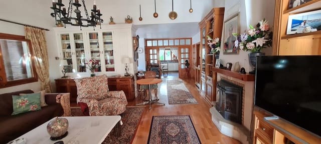 6 soveværelse Villa til salg i Benidorm med swimmingpool garage - € 745.000 (Ref: 10135781)