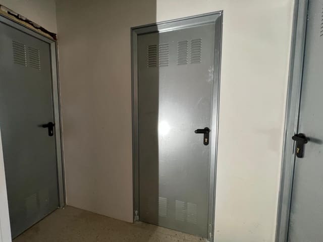 Garasje til salgs i La Nucia - € 55 000 (Ref: 10135790)