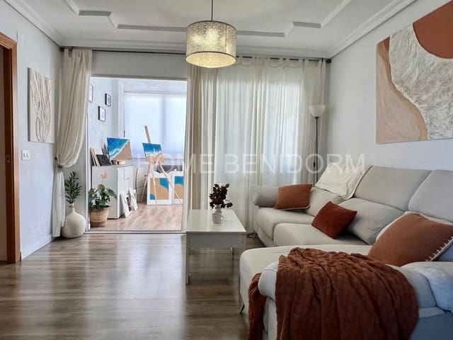Piso de 3 habitaciones en Poniente, Benidorm en venta con piscina garaje - 285.000 € (Ref: 10168296)