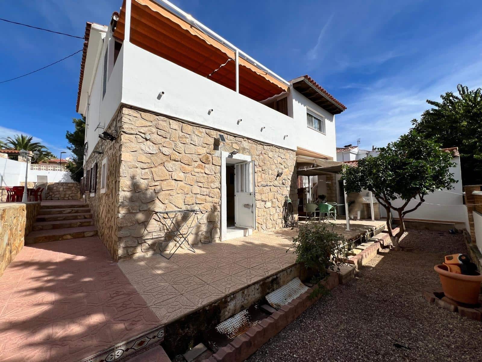 4 soveværelse Villa til salg i La Nucia med swimmingpool garage - € 425.000 (Ref: 8680438)