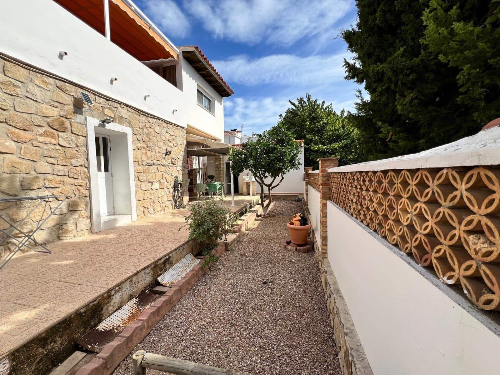 4 soveværelse Villa til salg i La Nucia med swimmingpool garage - € 425.000 (Ref: 8680438)