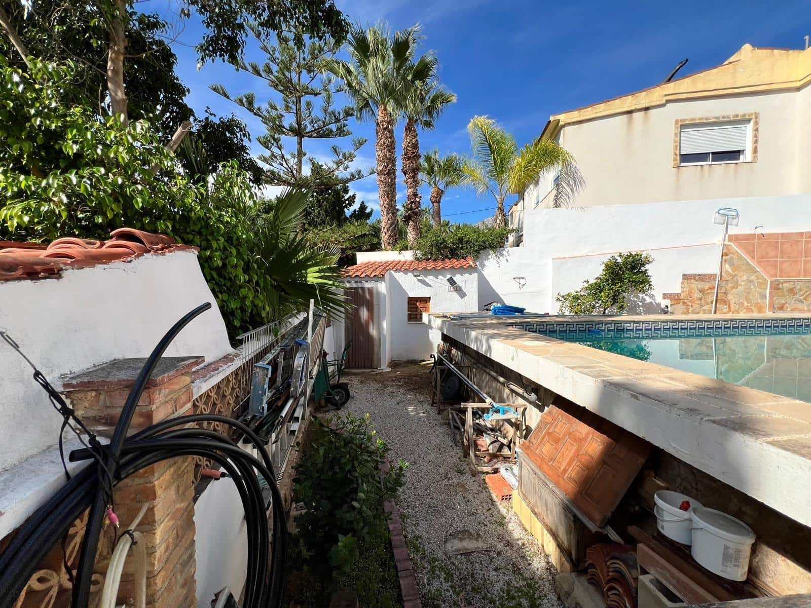 4 soveværelse Villa til salg i La Nucia med swimmingpool garage - € 425.000 (Ref: 8680438)