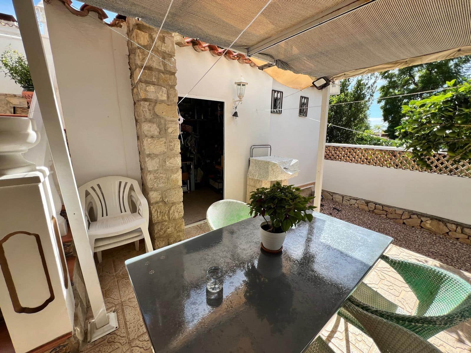 4 soveværelse Villa til salg i La Nucia med swimmingpool garage - € 425.000 (Ref: 8680438)