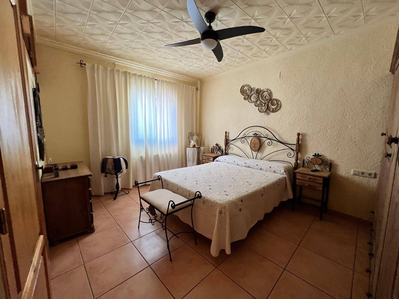 Chalet de 4 habitaciones en La Nucia en venta con piscina garaje - 425.000 € (Ref: 8680438)