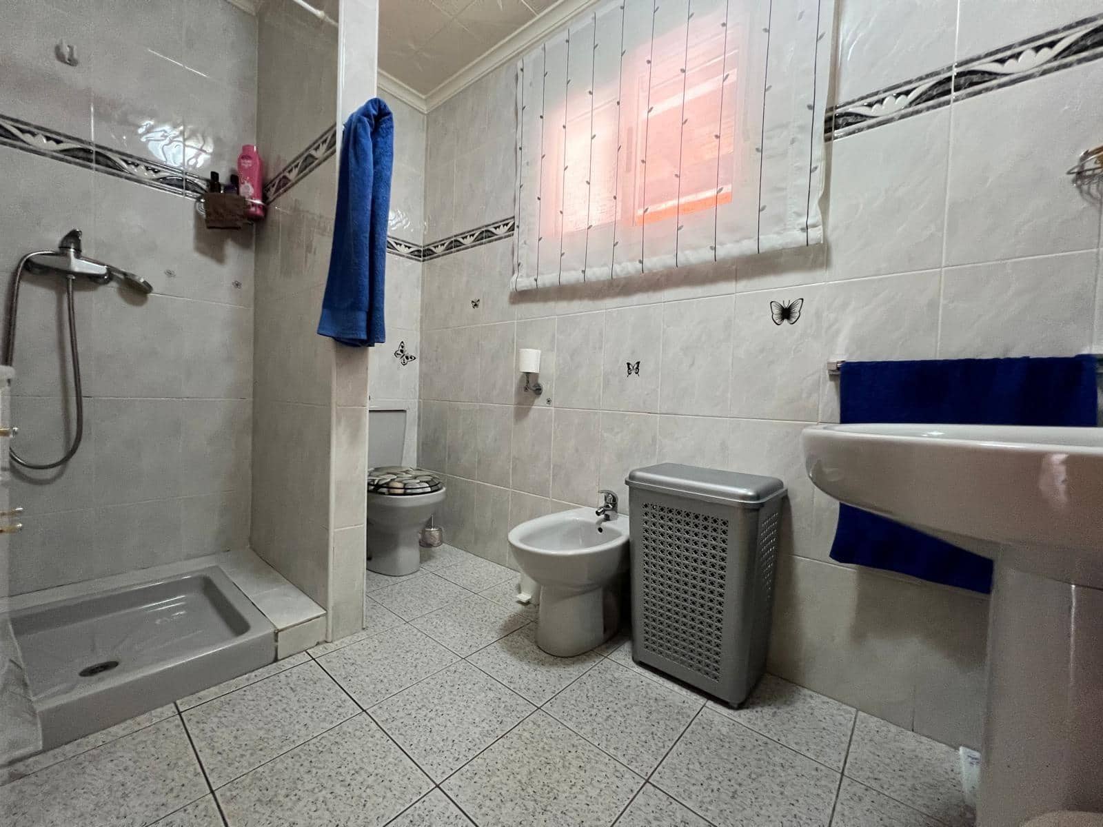 Chalet de 4 habitaciones en La Nucia en venta con piscina garaje - 425.000 € (Ref: 8680438)